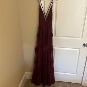Luxxel Maroon Floral Spaghetti Strap Cross Strap Formal Dress - Size S